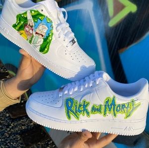 I'm selling these because I bought them to sell